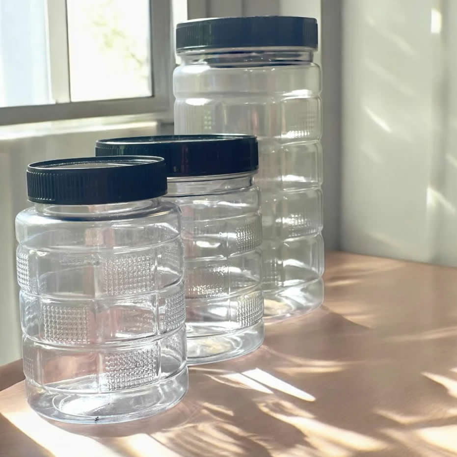 18 cubic jars